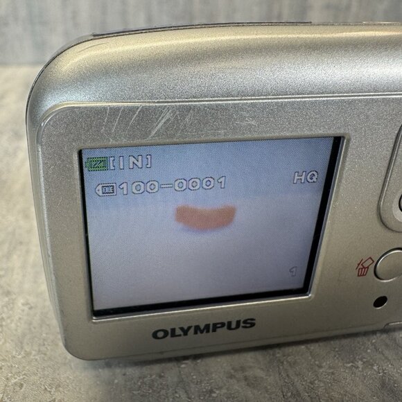 Olympus FE-120 Silver 6.0MP digital compact camera Blurry Screen - Picture 5 of 7